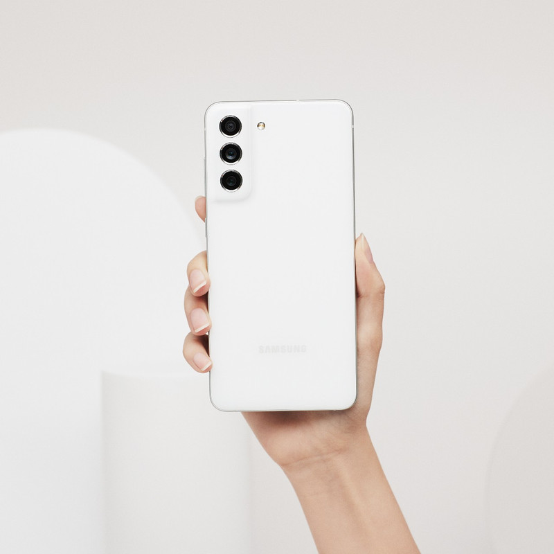 گوشی موبایل سامسونگ مدل Galaxy S21 FE 5G دو سیم‌ کارت ظرفیت 128 گیگابایت و رم 8 گیگابایت - ویتنام