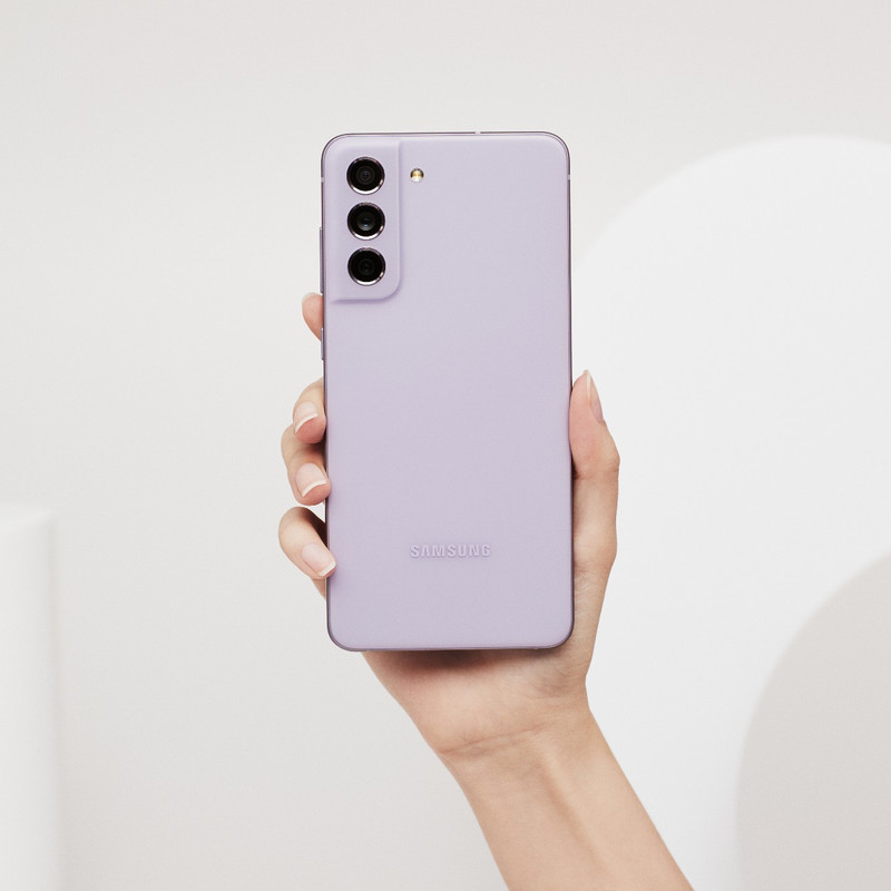 گوشی موبایل سامسونگ مدل Galaxy S21 FE 5G دو سیم‌ کارت ظرفیت 128 گیگابایت و رم 8 گیگابایت - ویتنام