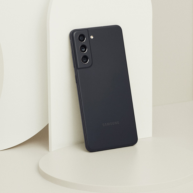 گوشی موبایل سامسونگ مدل Galaxy S21 FE 5G دو سیم‌ کارت ظرفیت 128 گیگابایت و رم 8 گیگابایت - ویتنام